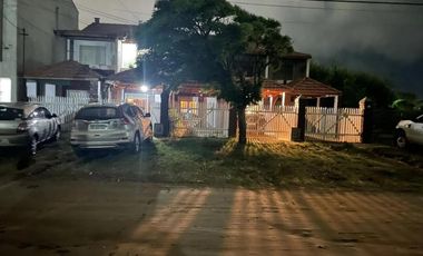 Dúplex en venta - 2 Dormitorios 2 Baños - Cochera - 100Mts2 - Mar de Ajó