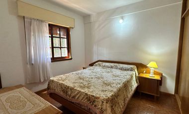 Casa en venta - 4 Dormitorios 2 Baños - Valeria del Mar