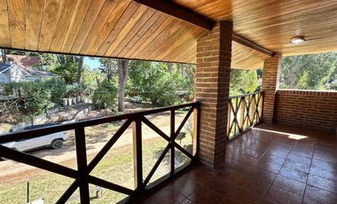 Casa en venta - 4 Dormitorios 2 Baños - Valeria del Mar