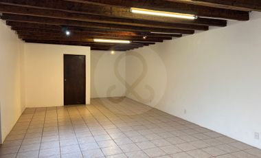 Casa uso de suelo en renta en Del Valle Centro