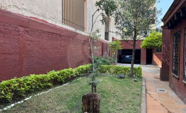 Casa uso de suelo en renta en Del Valle Centro