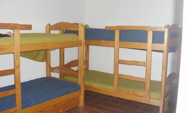 Casa en venta - 2 Dormitorios 2 Baños - 174mts2 - Mar del Tuyu