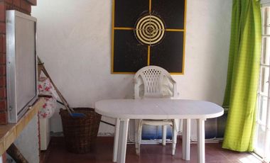 Casa en venta - 2 Dormitorios 2 Baños - 174mts2 - Mar del Tuyu