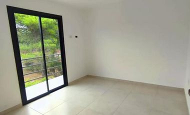 Dúplex en venta - 2 Dormitorios 2 Baños - Cochera - 58Mts2 - Costa Azul