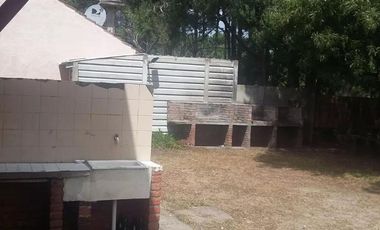 Triplex en venta - 6 Dormitorios 7 Baños - Cochera - 220Mts2 - Nueva Atlantis