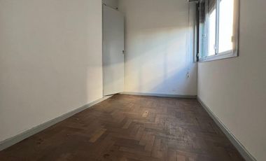 Departamento en venta - 3 Dormitorios 2 Baños - 80Mts2 - Mercedes