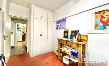 IMPECABLE DEPTO. 3 AMBIENTES EN 8VO PISO AL FRENTE BALCON CORRIDO FRENTE A ESTACION R.ESCALADA