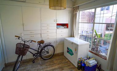 Casa en excelente ubicación en Banfield Este