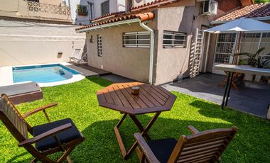 Casa en excelente ubicación en Banfield Este
