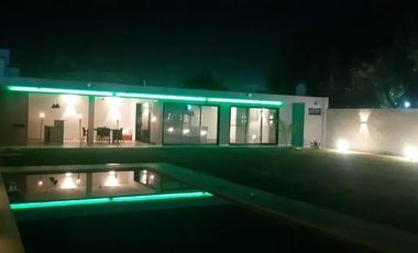 Casa en venta - 1 Dormitorio 3 Baños - 740Mts2 - General Rodríguez