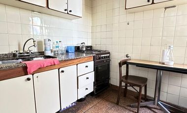 PH en venta - 5 Dormitorios 2 Baños - 124Mts2 - San Cristobal