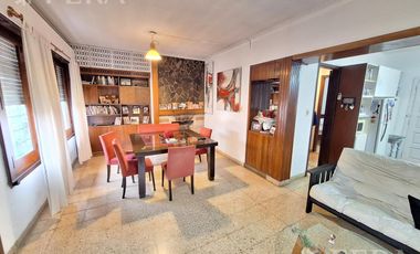 Venta casa de 2 ambientes con patio y quincho en Wilde