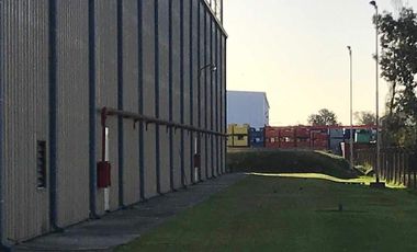 Exclusiva Nave industrial y Depósito - Parque industrial Pilar
