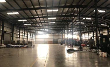 Exclusiva Nave industrial y Depósito - Parque industrial Pilar