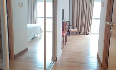 ALQUILER departamento al Dique 4 ambientes cochera vigilancia amoblado