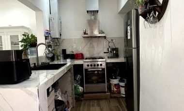 Venta PH 3 ambientes con patio en Bernal Oeste