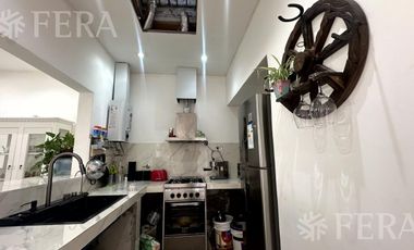 Venta PH 3 ambientes con patio en Bernal Oeste