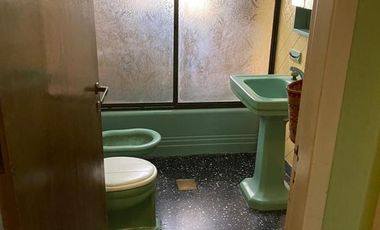 Casa tipo Americana 3 dormitorios cochera y parque!