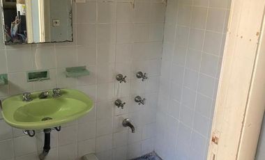 Casa tipo Americana 3 dormitorios cochera y parque!