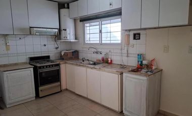 Departamento en venta - 3 Dormitorios 2 Baños - Mendoza