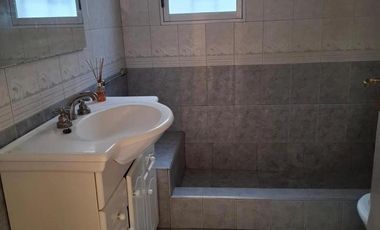 Departamento en venta - 3 Dormitorios 2 Baños - Mendoza