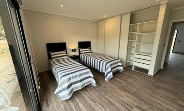 Casa en venta - 4 Dormitorios 4 Baños - 1.010Mts2 - Pinamar