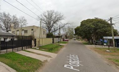 Casa en venta - 2 Dormitorios 1 Baño - Cochera - 276Mts2 - Pilar