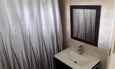 Casa en venta . 2 Dormitorios 1 Baño - Cochera - 260Mts2 - Lisandro Olmos