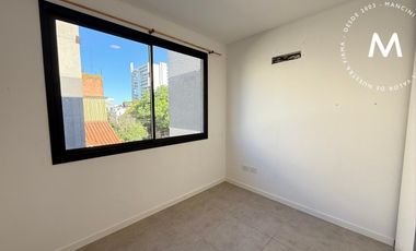 Triplex en alquiler de 4 ambientes con cochera - San Martin