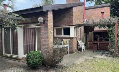 Casa en Canning (E. Echeverria)