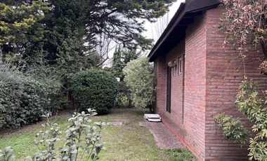 Casa en Canning (E. Echeverria)