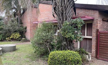Casa en Canning (E. Echeverria)