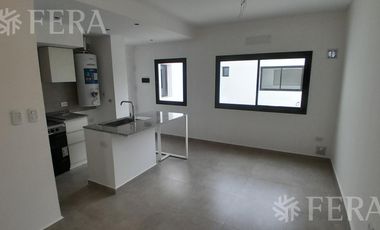 Alquiler de Departamento 2 ambientes con balcón en Wilde