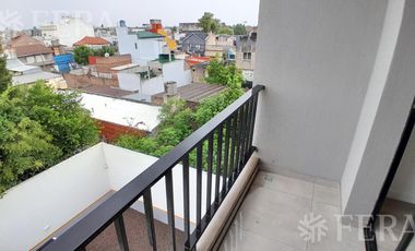 Alquiler de Departamento 2 ambientes con balcón en Wilde