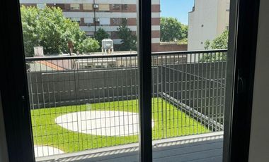 Departamento en venta - 2 Dormitorios 2 Baños - Cochera - 80Mts2 - Vicente López
