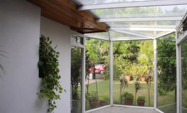 Casa en venta - 3 Dormitorios 3 Baños - Cochera - 435Mts2 - Adrogue