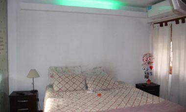 Casa en venta - 3 Dormitorios 3 Baños - Cochera - 435Mts2 - Adrogue