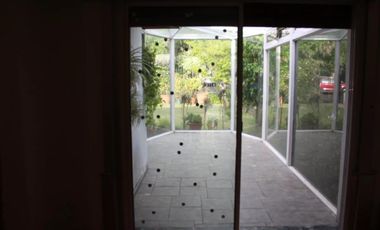 Casa en venta - 3 Dormitorios 3 Baños - Cochera - 435Mts2 - Adrogue