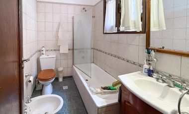 Venta | Casa 5 Ambientes con Patio y Playroom en Acassuso Centro