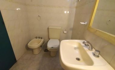 Alquiler depto en piso 11 frente Hospital Argerich