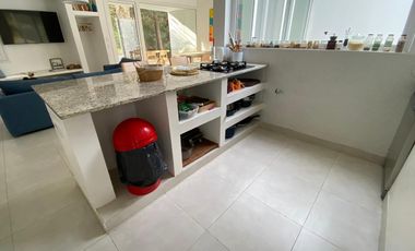 ALQUILER TEMPORAL, CASA, BARRIO BOSQUE, LOTE AL 100, 5 AMBIENTES