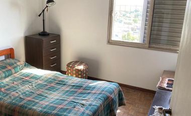 Departamento de 3 ambientes en excelente estado!