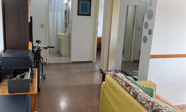 Departamento de 3 ambientes en excelente estado!