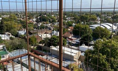 Departamento de 3 ambientes en excelente estado!