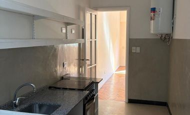 Departamento en alquiler - Olivos, GBA.