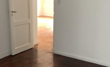 Departamento en alquiler - Olivos, GBA.