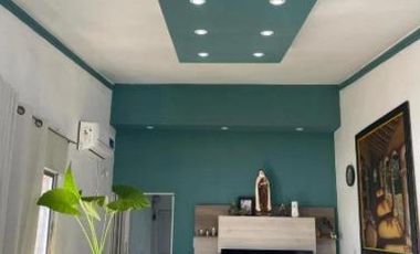 Casa en venta - 3 Dormitorios 3 Baños - 70Mts2 - San Luis