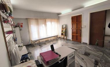 Casa en venta - 3 Dormitorios 3 Baños - Cochera - 150Mts2 - Lobos