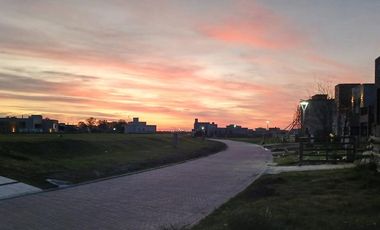 Terreno en venta - 735mts2 - San Vicente