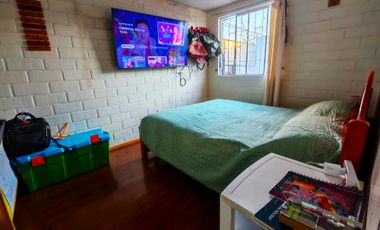 VENTA DE CASA EN LLAY-LLAY 2D 1 B